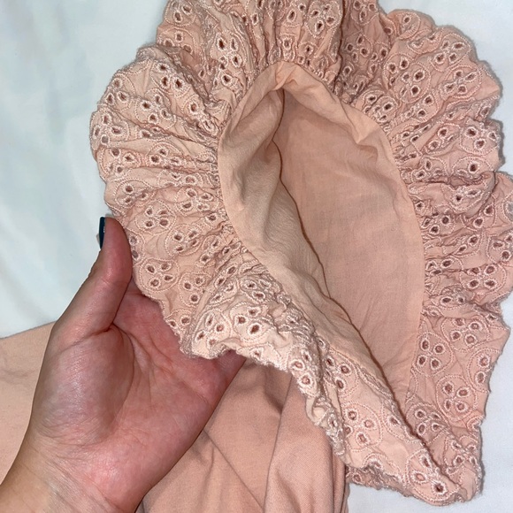 Express Square Neck Eyelet Sleeve Tie Back Tee✨ - Picture 8 of 15